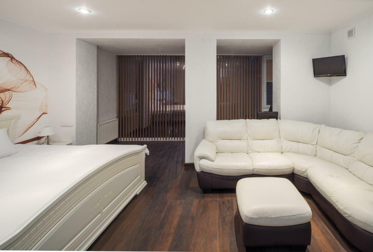 Chelsea Apartments Рига Экстерьер фото